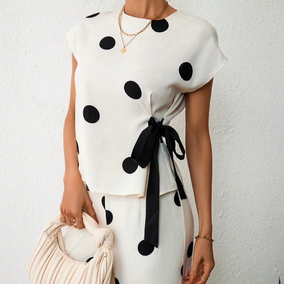 Polka Dot Batwing Sleeve Top & Split Thigh Wide Leg Pants - Picture 2 of 6